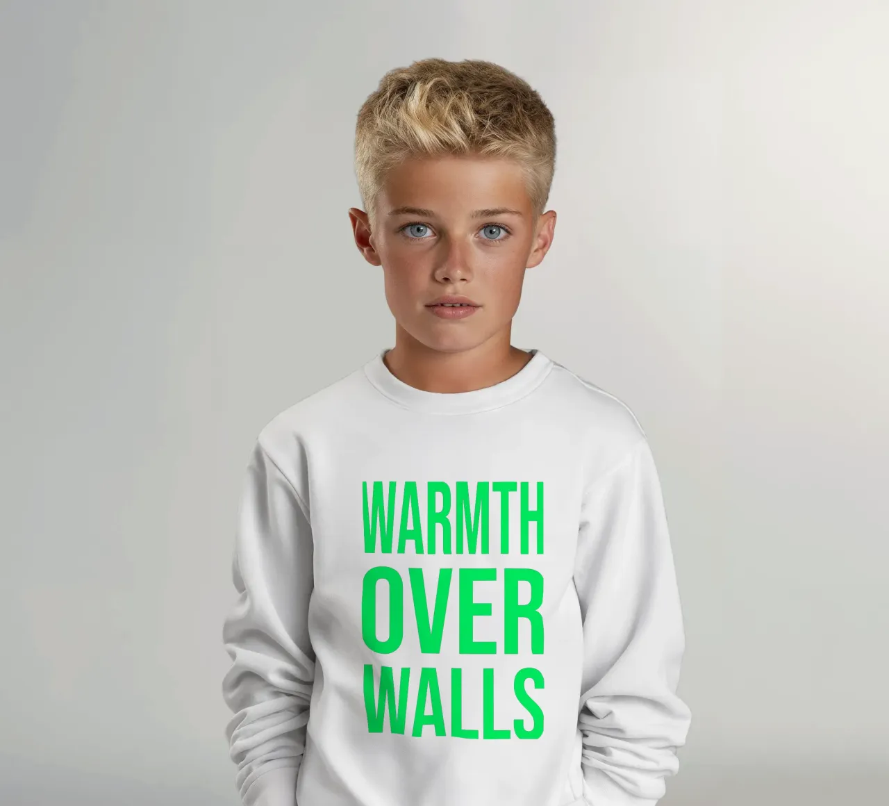 OVER series- bold letters, brave values (5 colors) felpa bambino da FRICKE DESIGN
