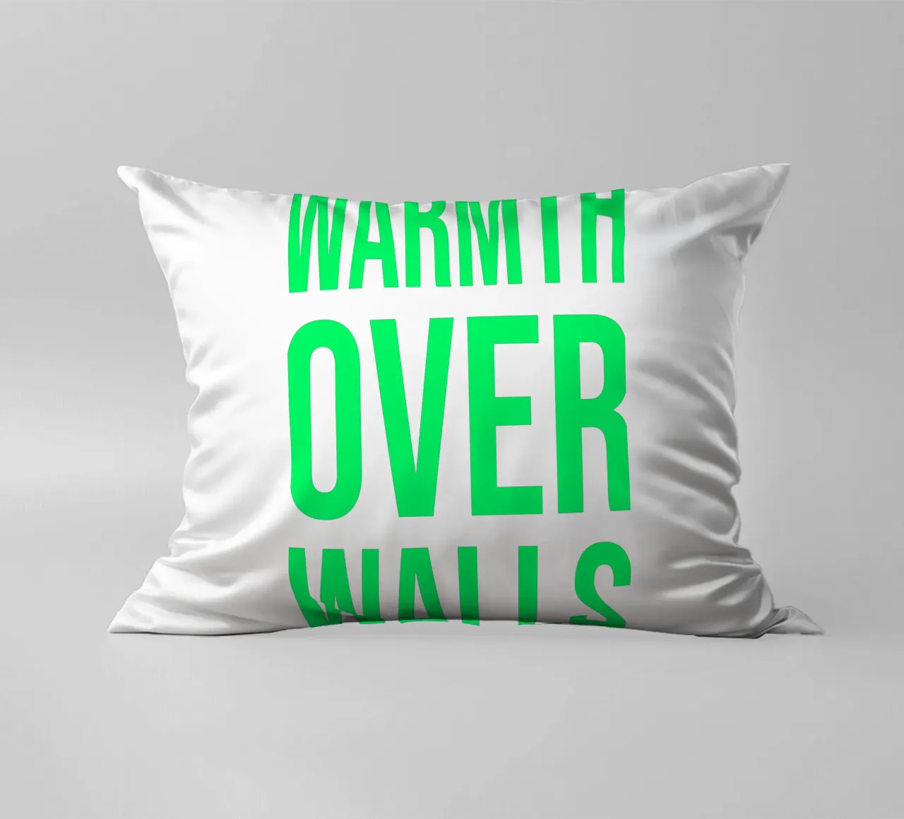 OVER series- bold letters, brave values (5 colors) cuscino da FRICKE DESIGN