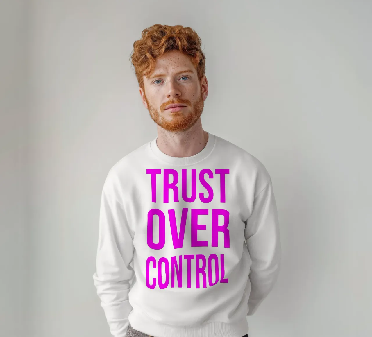 OVER series- bold letters, brave values (5 colors) felpa da FRICKE DESIGN