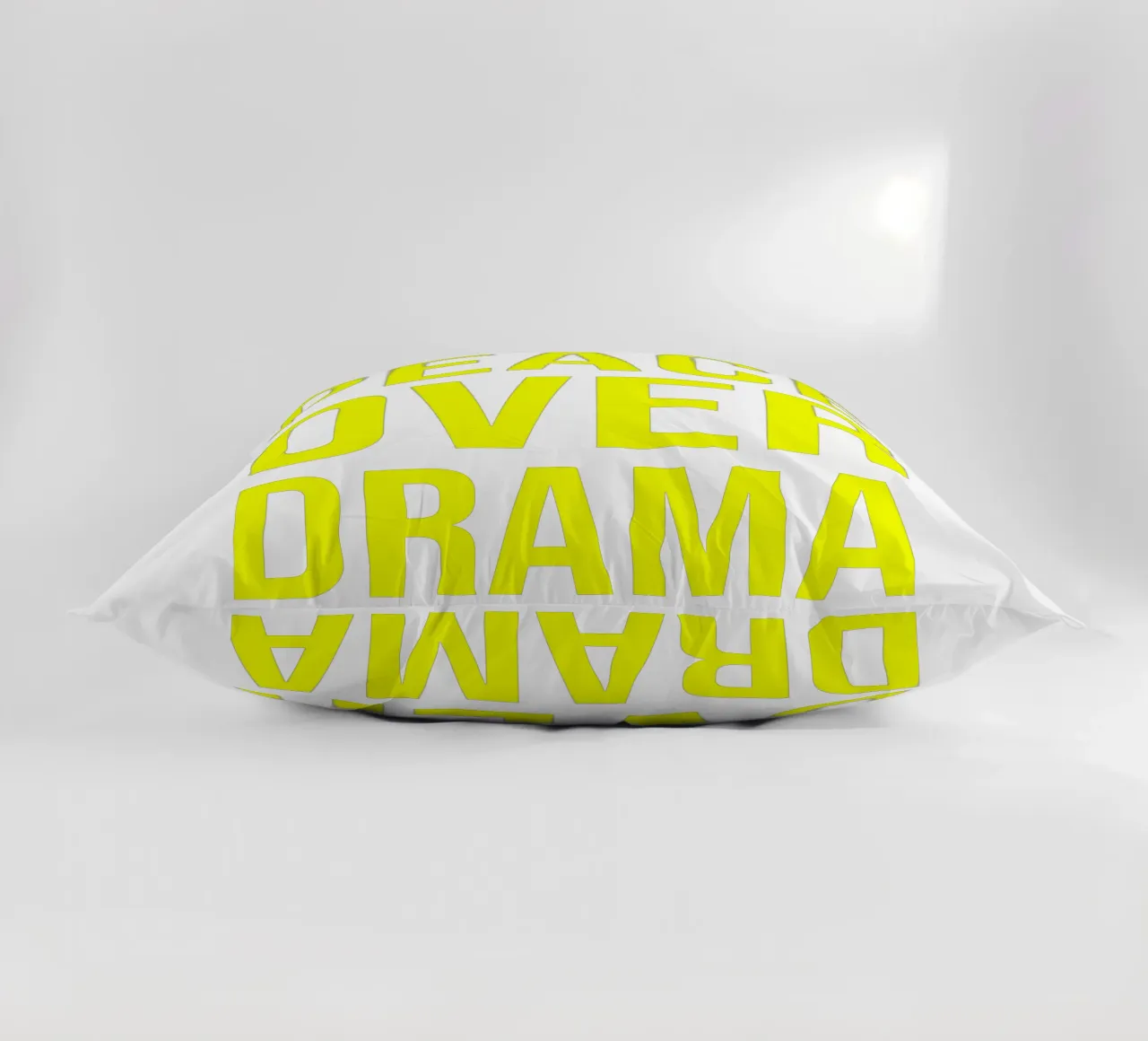 OVER series- bold letters, brave values (5 colors) cuscino da FRICKE DESIGN