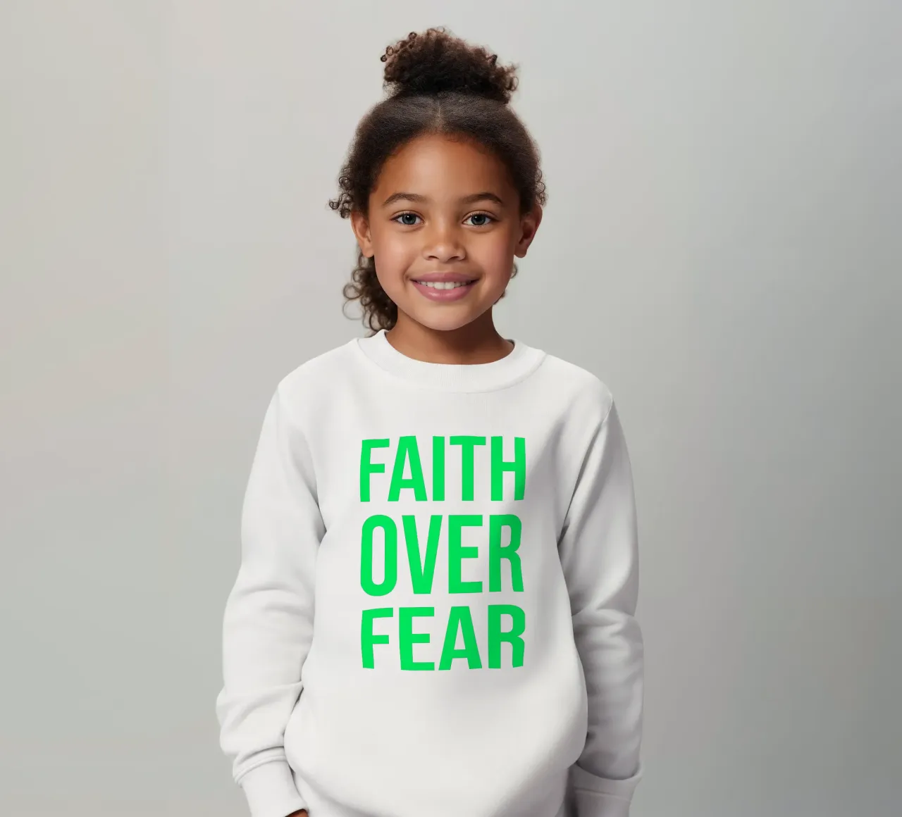 OVER series- bold letters, brave values (5 colors) felpa bambino da FRICKE DESIGN