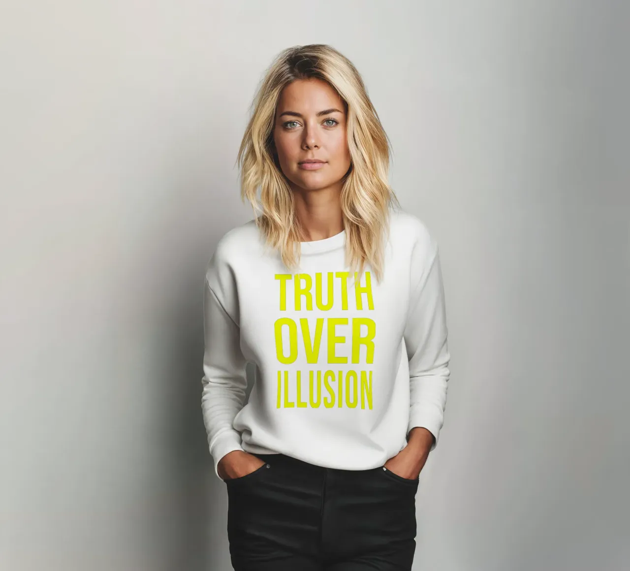 OVER series - bold letters, brave values (5 colors) felpa da FRICKE DESIGN