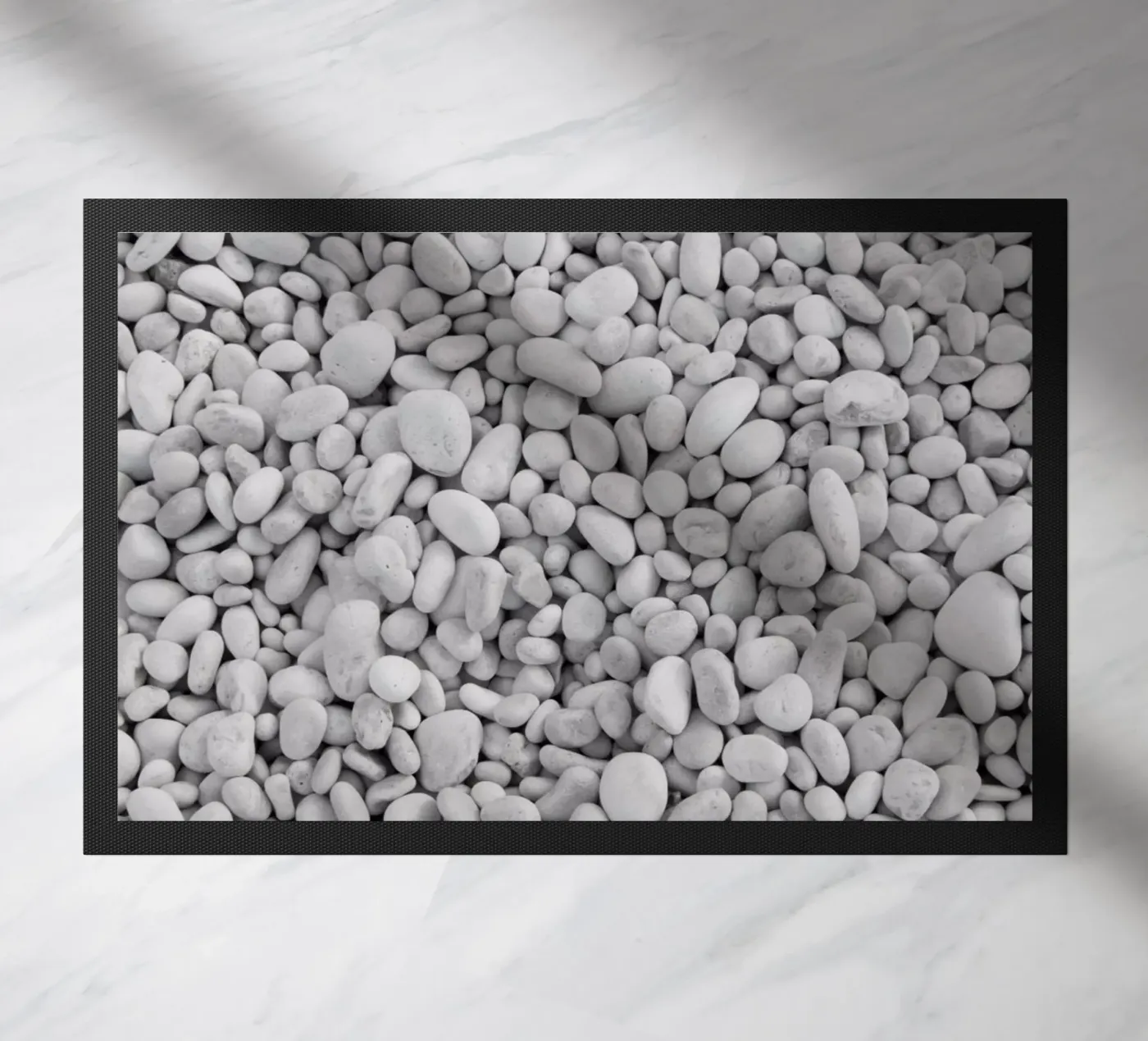 pebble BEACH deurmat van Studio Nahili