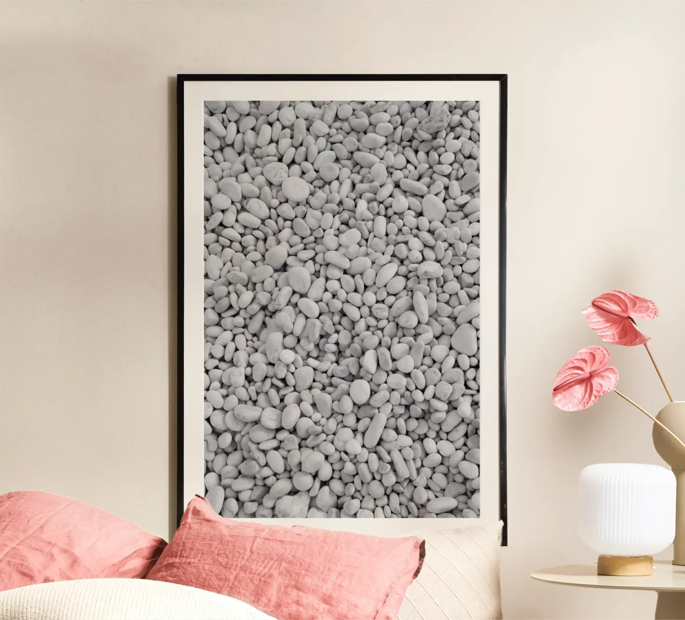 pebble BEACH poster van Studio Nahili
