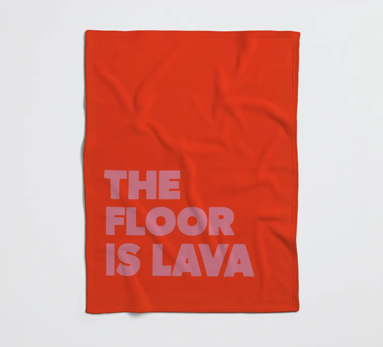 Poster tipografico "The Floor Is Lava" - Dopamine Decor Design coperta in pile da QuooodZ by MooodzArt