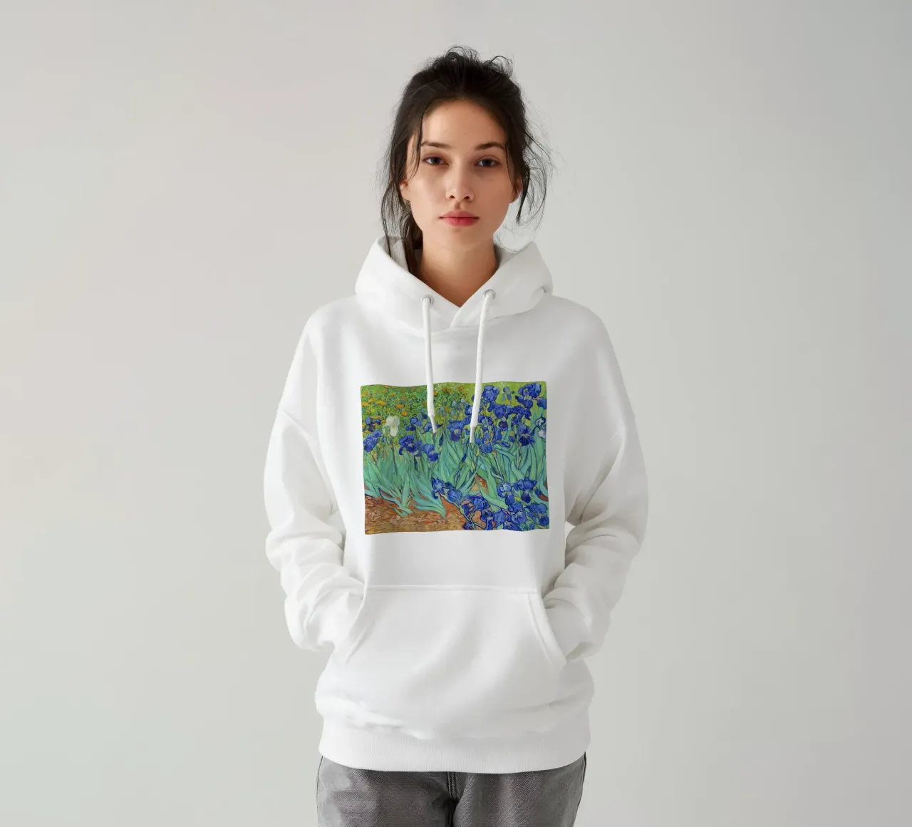 Vincent van Gogh Iris in un vaso (1890) felpa con cappuccio da Chérie Prints