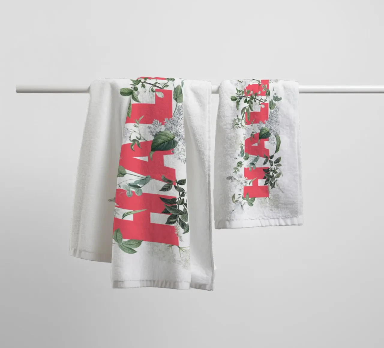 Ciao Fiori e Insetti Rosso Bianco asciugamano da bagno da Studio Frances M