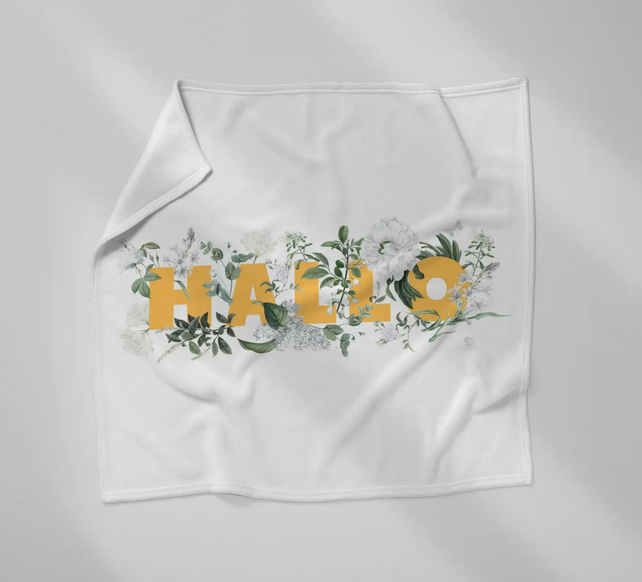 Ciao Fiori e Insetti Giallo Bianco coperta in pile da Studio Frances M