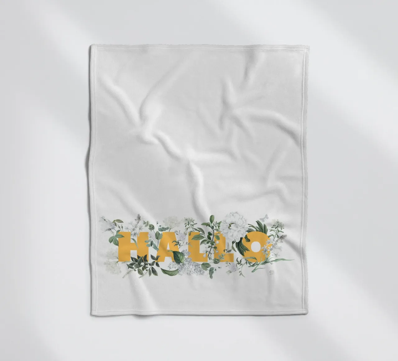 Ciao Fiori e Insetti Giallo Bianco coperta in pile da Studio Frances M