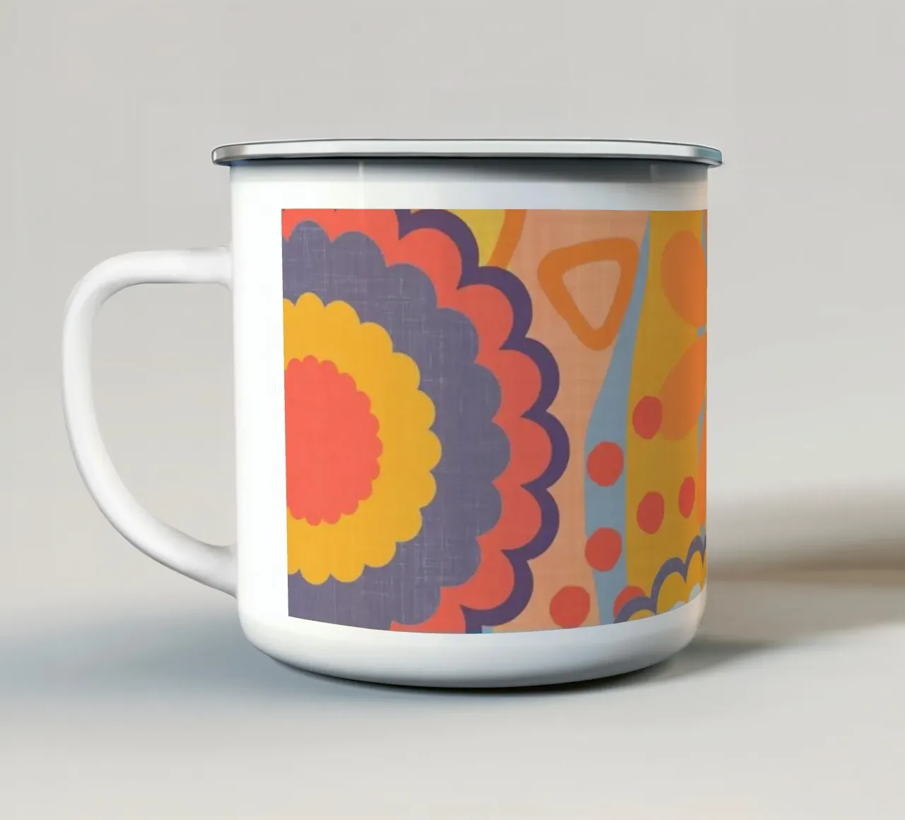 Anima anni Settanta Groovy Flower Power Colori retrò tazza in smalto da Andrea Haase Modern Home