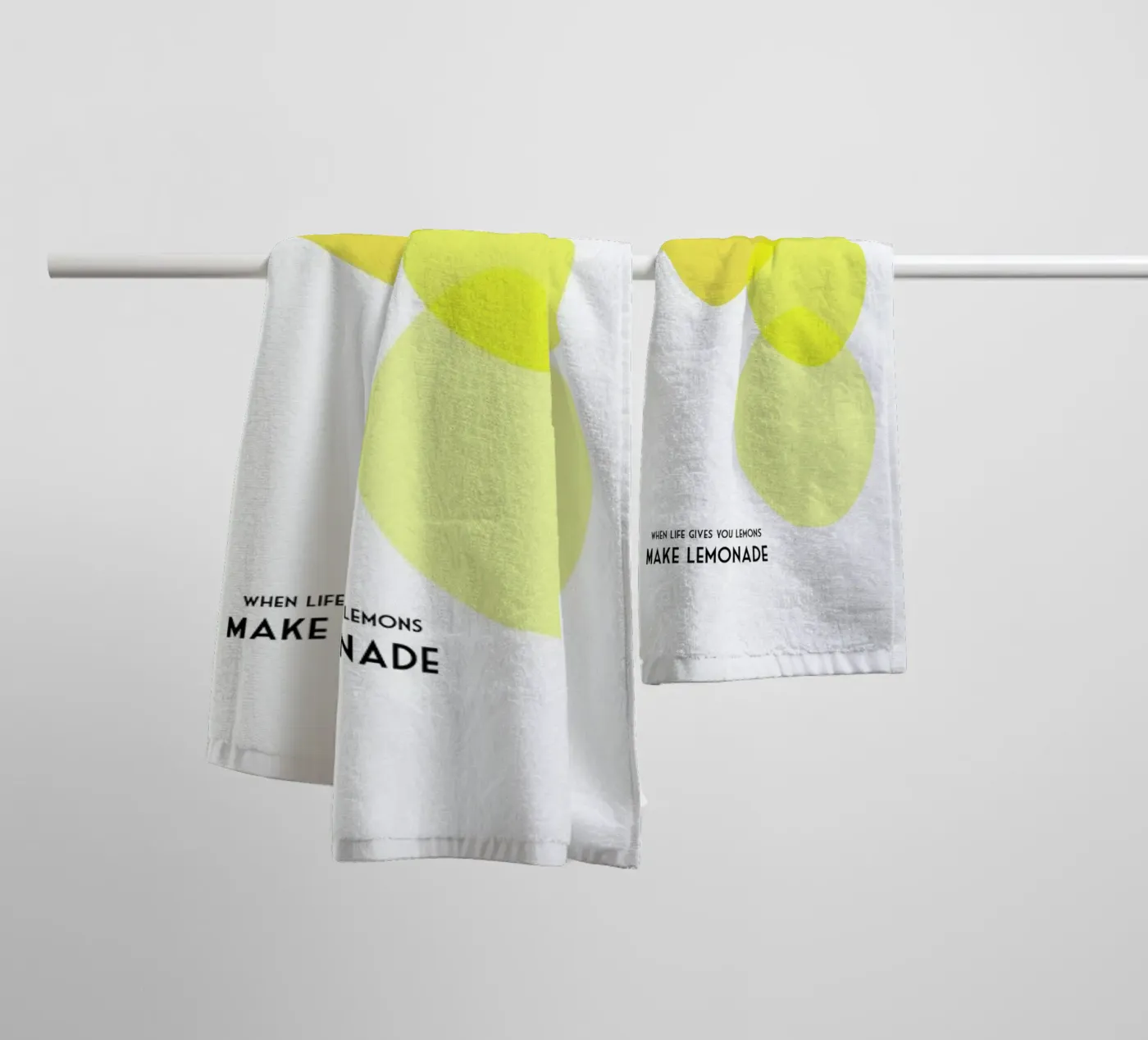 Lemons 2 badhanddoek van Trabolt Design