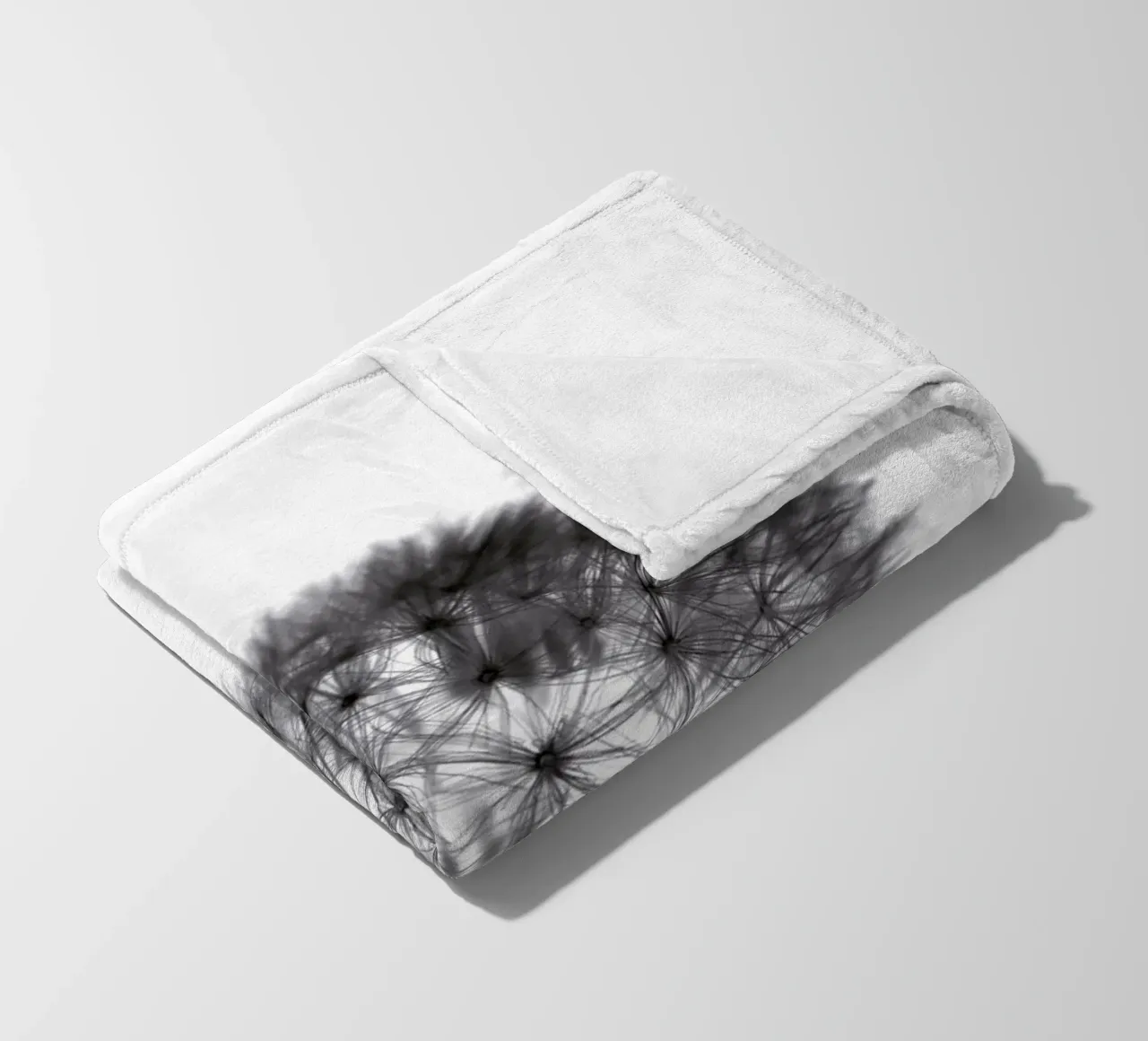 grey GRAFIC dandelion coperta in pile da Studio Nahili