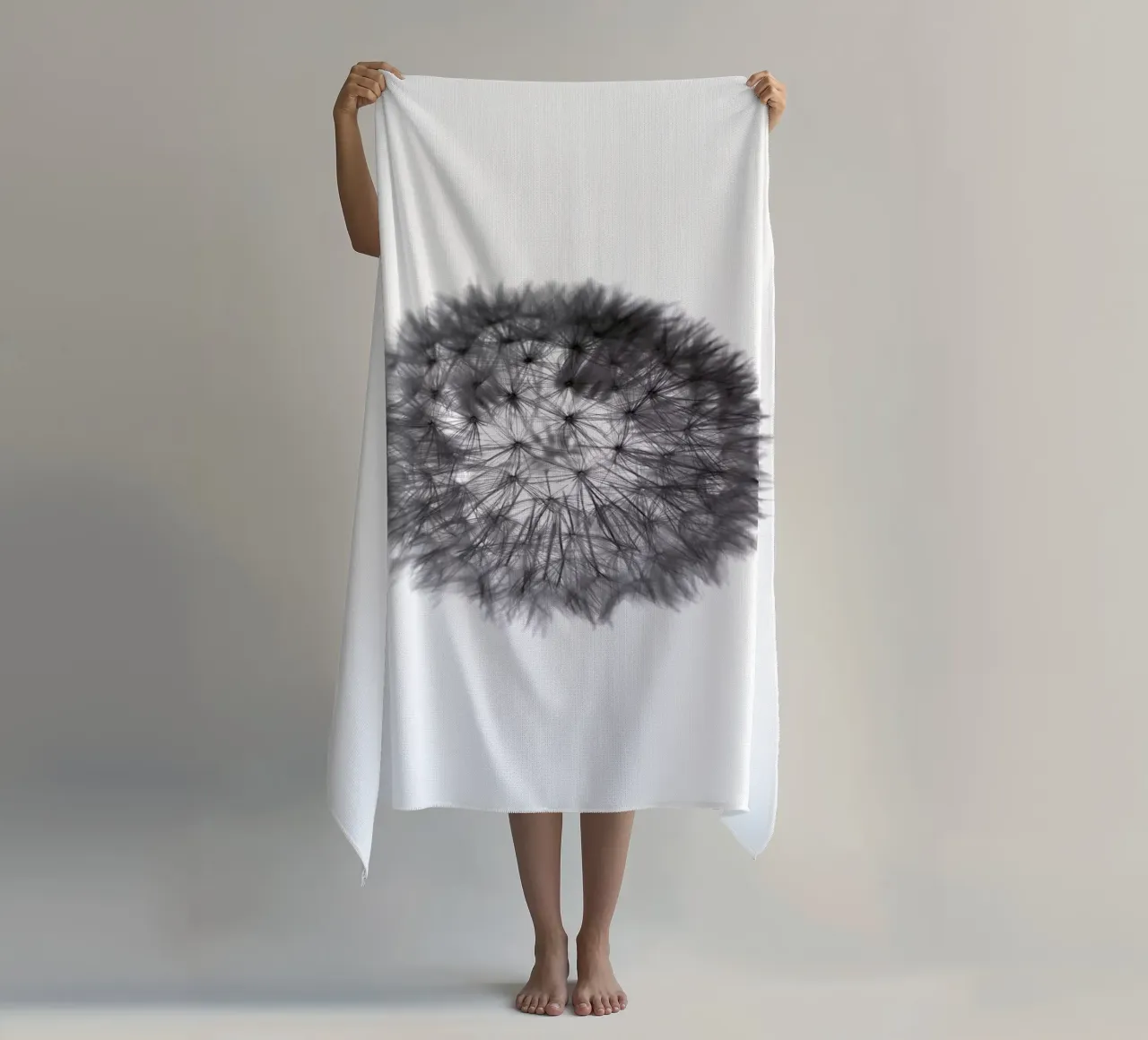 grey GRAFIC dandelion telo mare da Studio Nahili