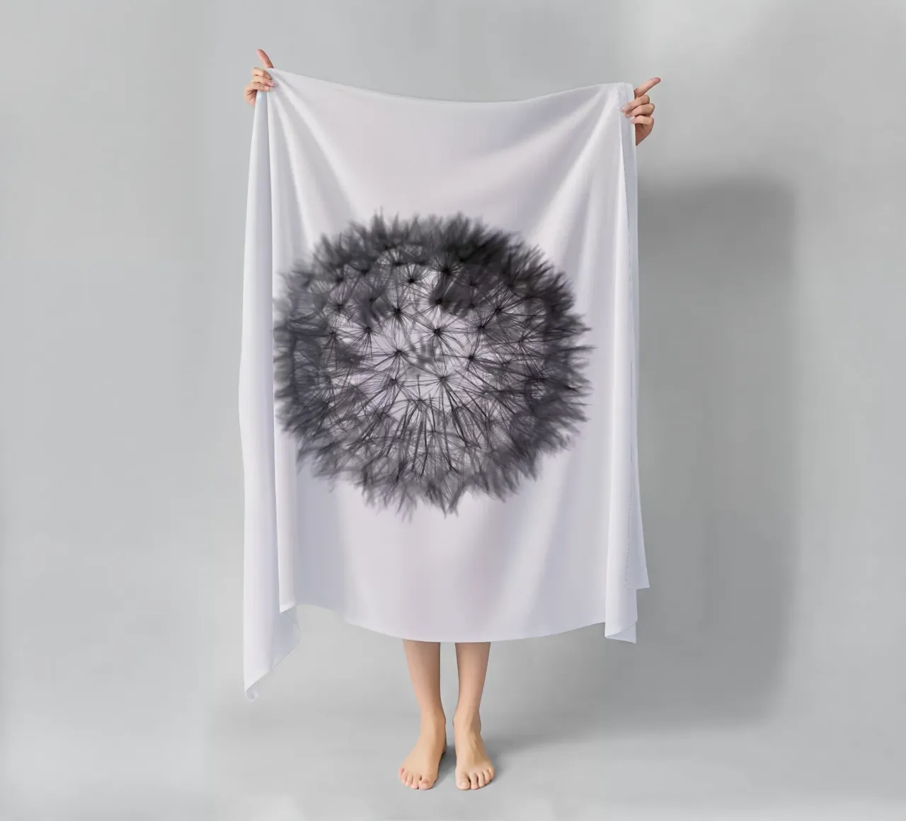 grey GRAFIC dandelion telo mare da Studio Nahili