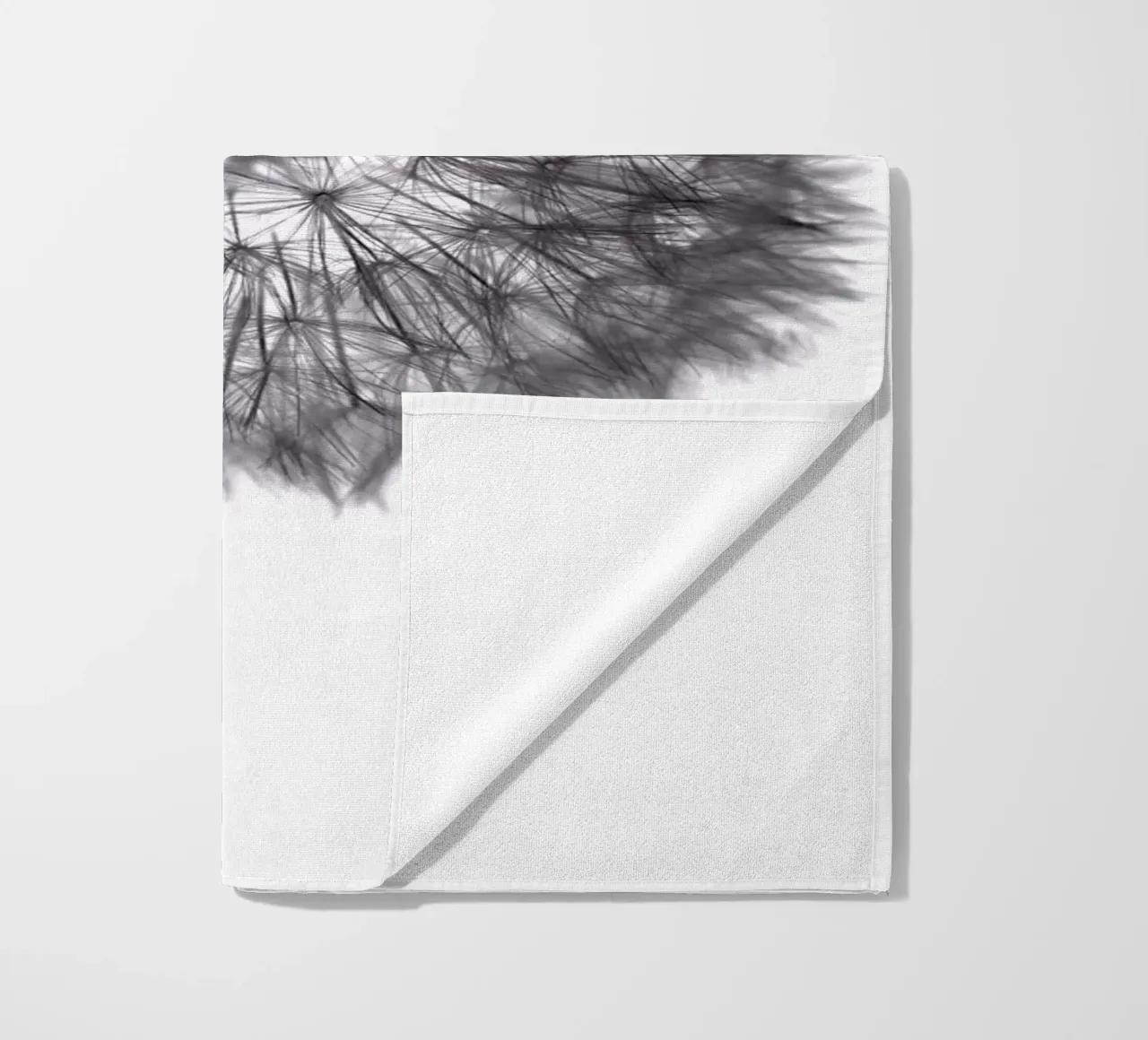 grey GRAFIC dandelion telo mare da Studio Nahili