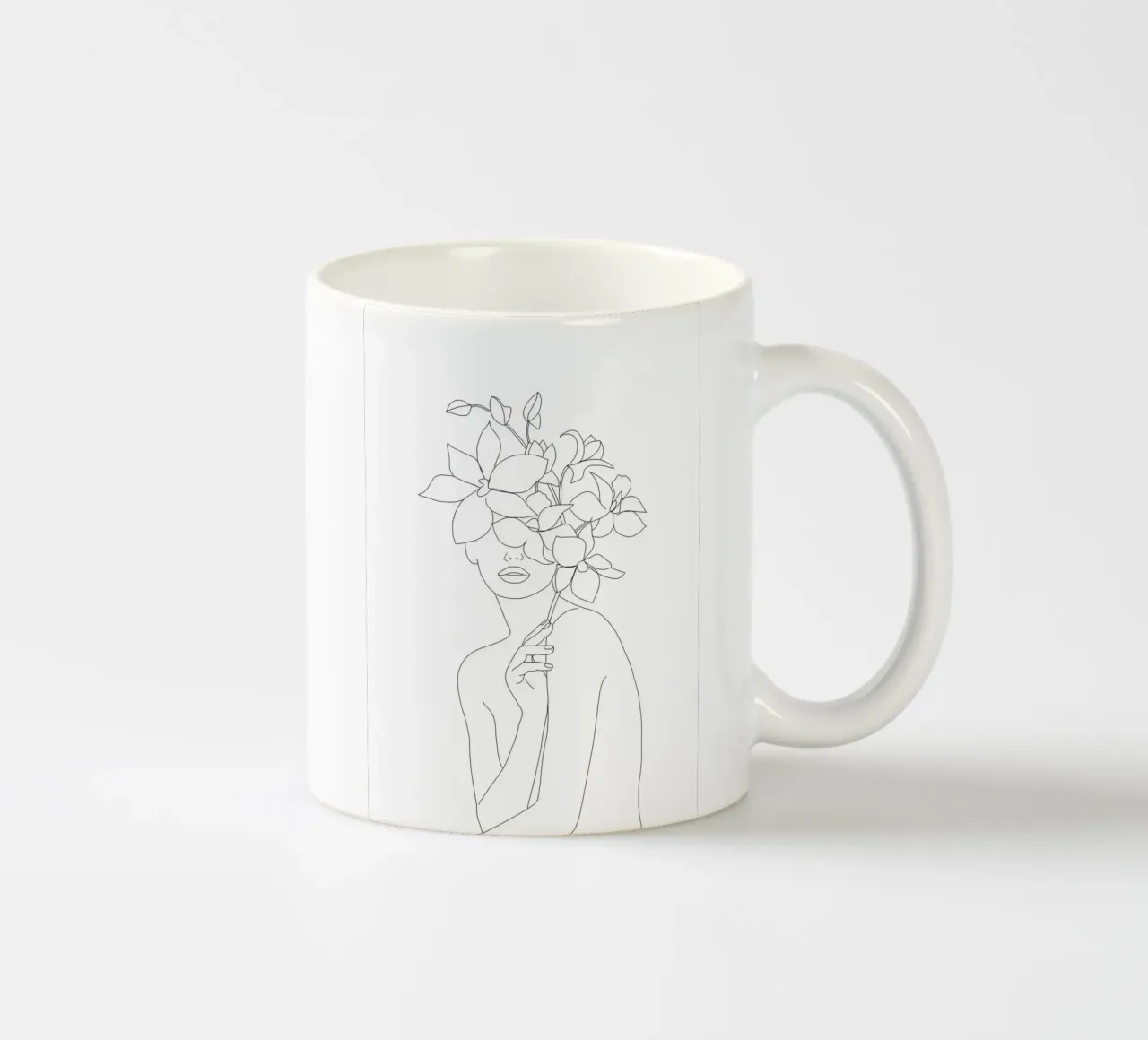 Minimal Line Art Woman with Orchids tazza in ceramica da Nadjaa