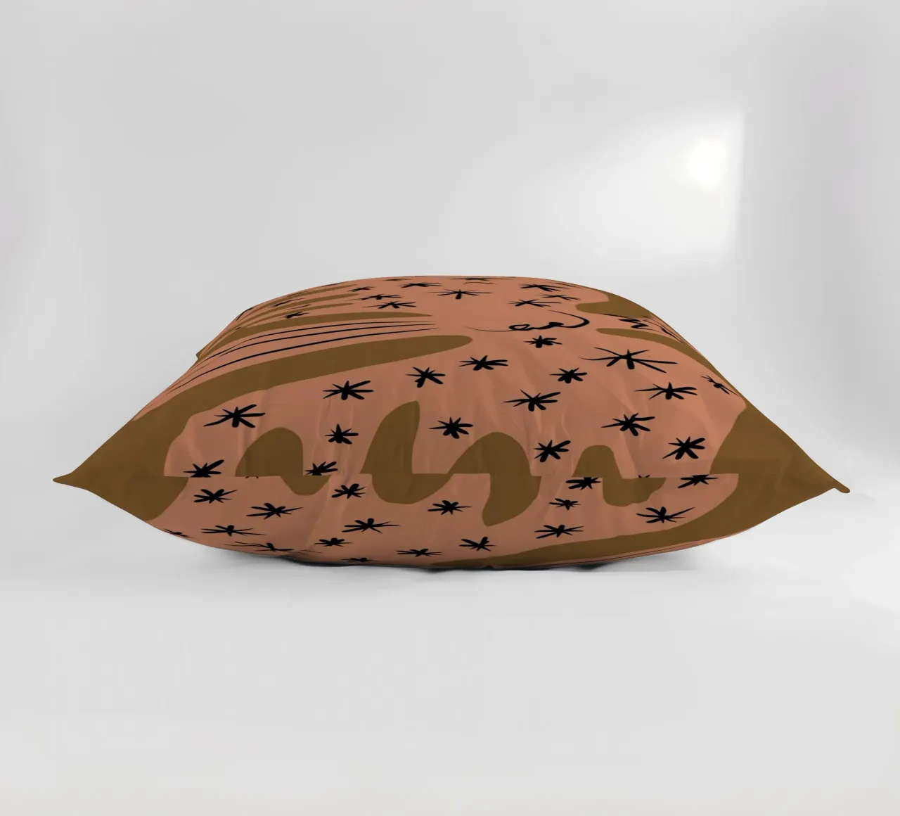 Uccello eclettico cuscino da Little Dean