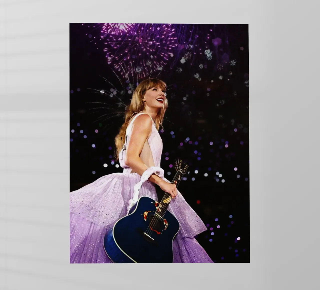 Taylor Swift pellicola backlit da Torres 9