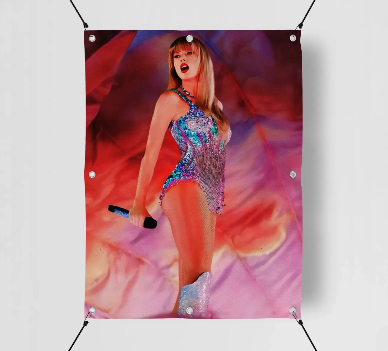 Taylor Swift telo in pvc da Torres 9
