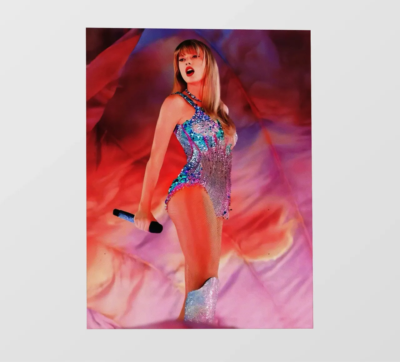 Taylor Swift telo in pvc da Torres 9