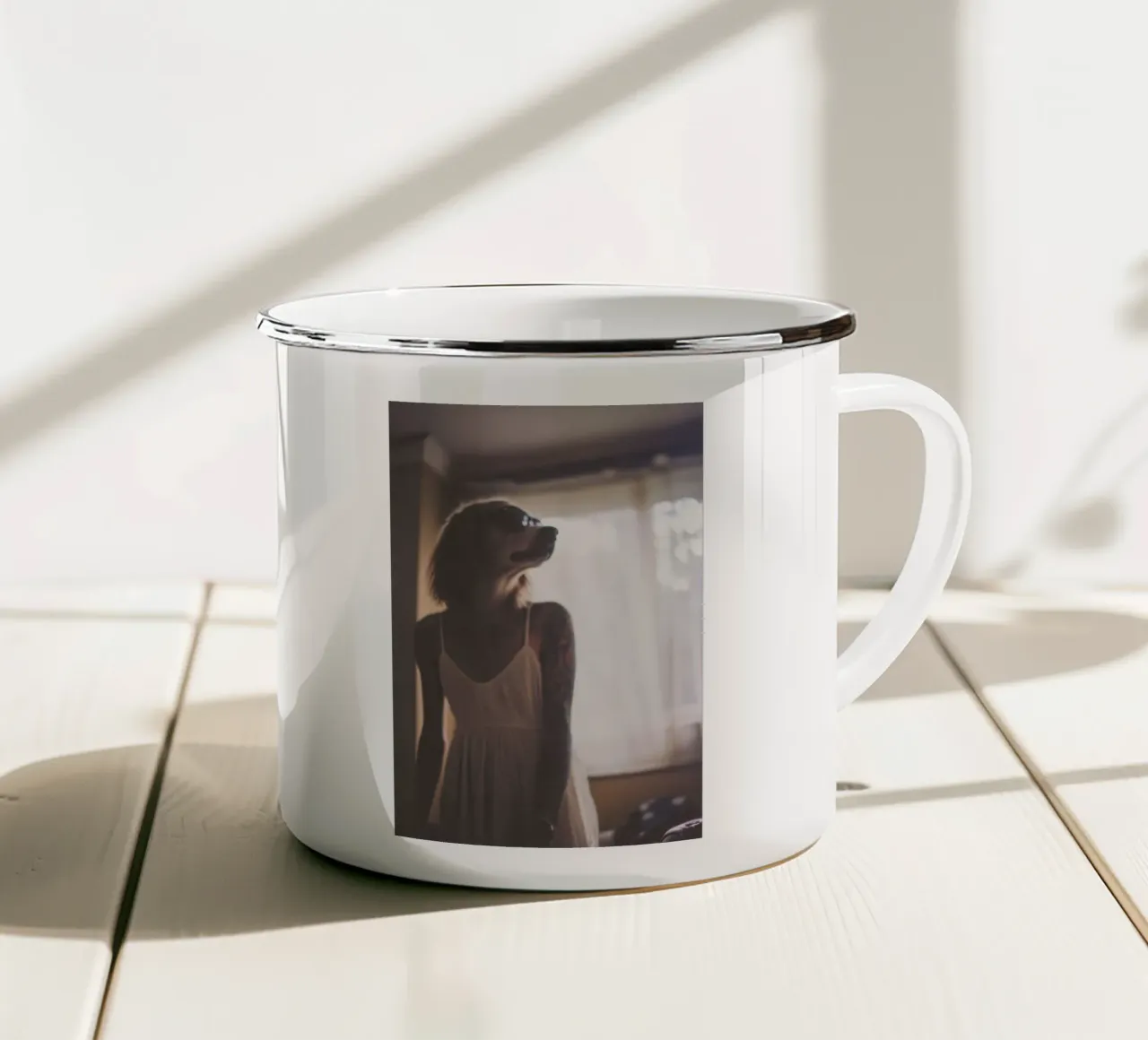 Emilie tazza in smalto da Affiches Chien Originales – Dogland