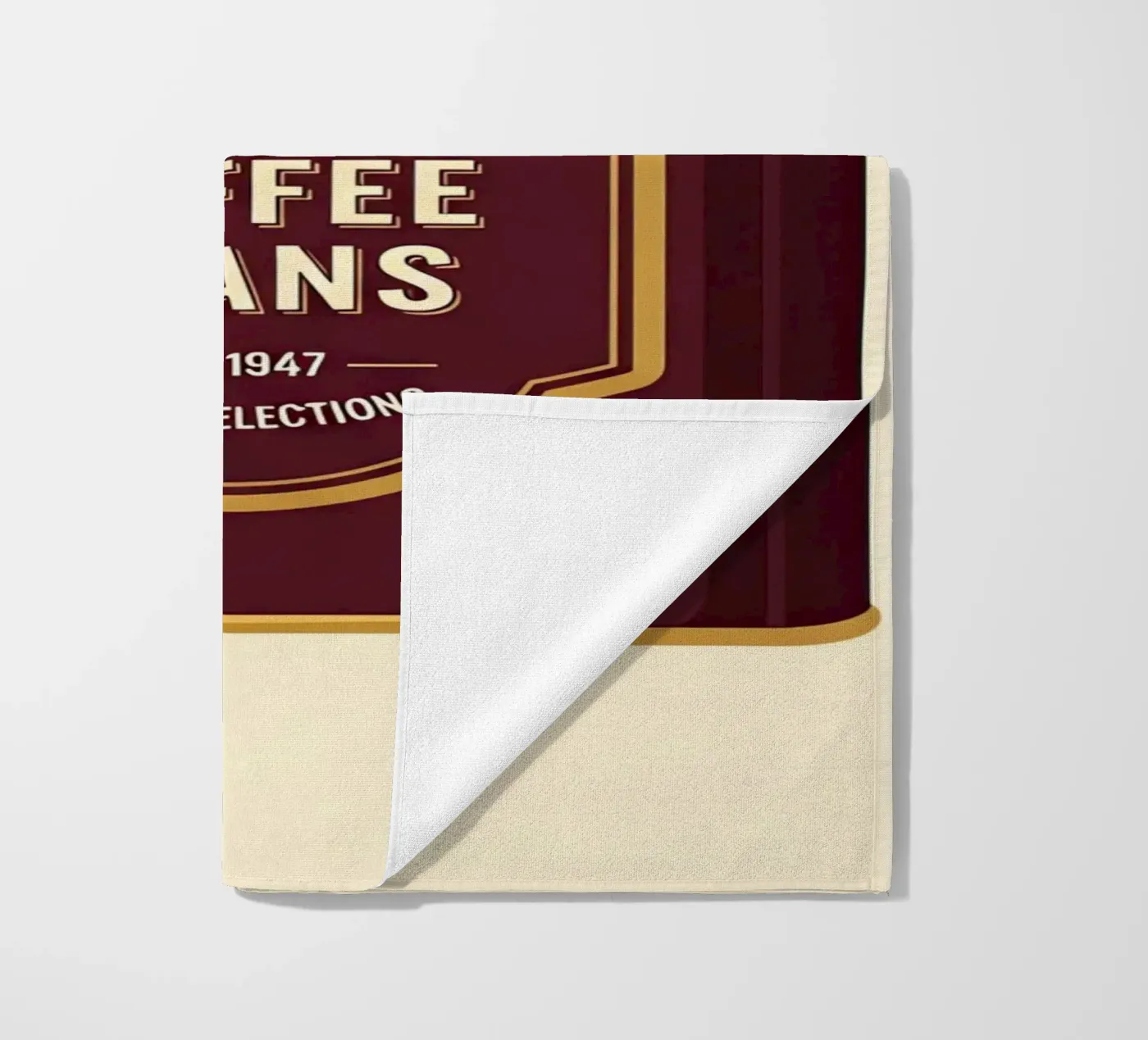 retro coffee canister Strandtuch von LIFESTYLE OBJECTS