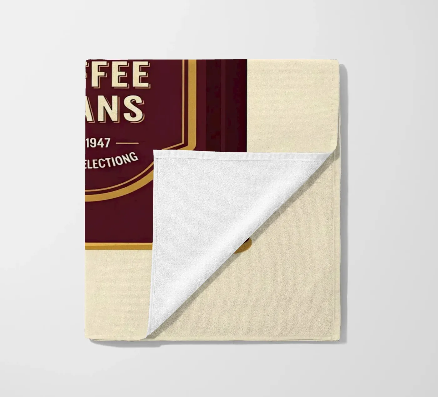 retro coffee canister Strandtuch von LIFESTYLE OBJECTS