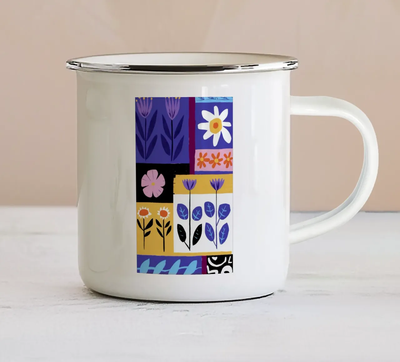 Griglia floreale moderna tazza in smalto da Kala Martir