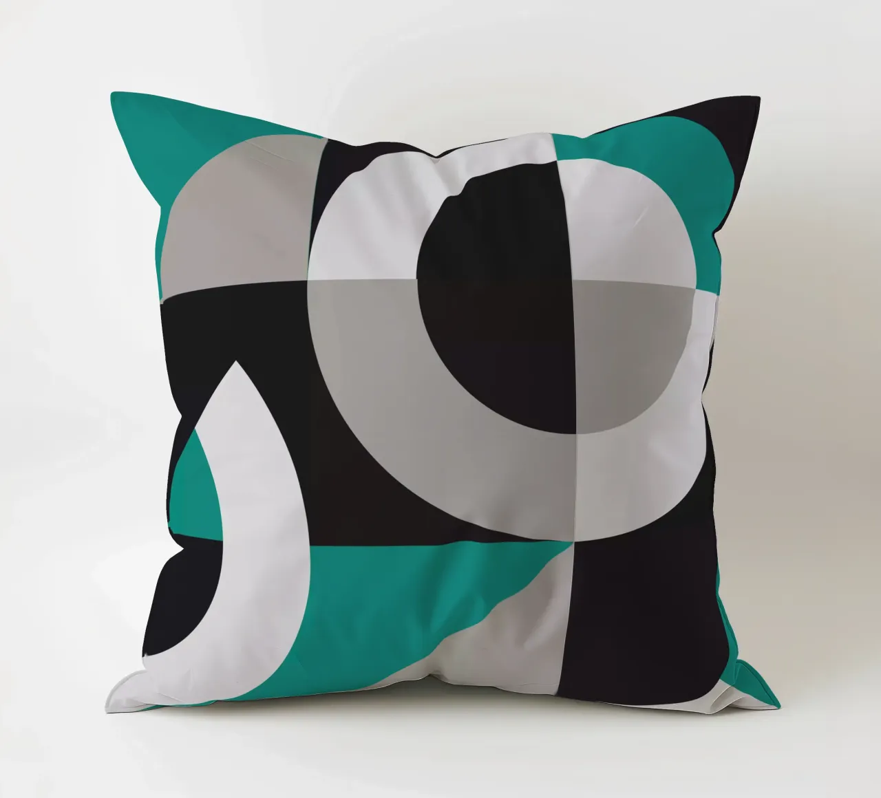 Colorful Geometric Pattern II cuscino da byh.illustration