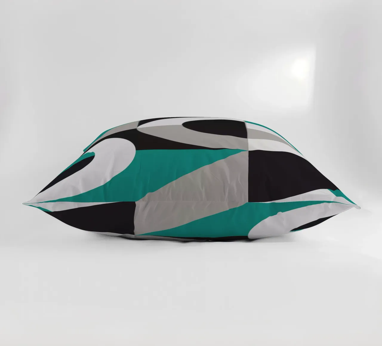 Colorful Geometric Pattern II cuscino da byh.illustration