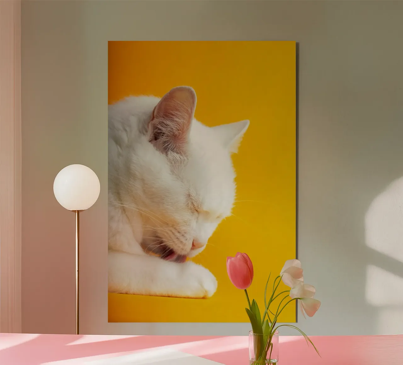 cat in the yellow shade alluminio dibond da feny