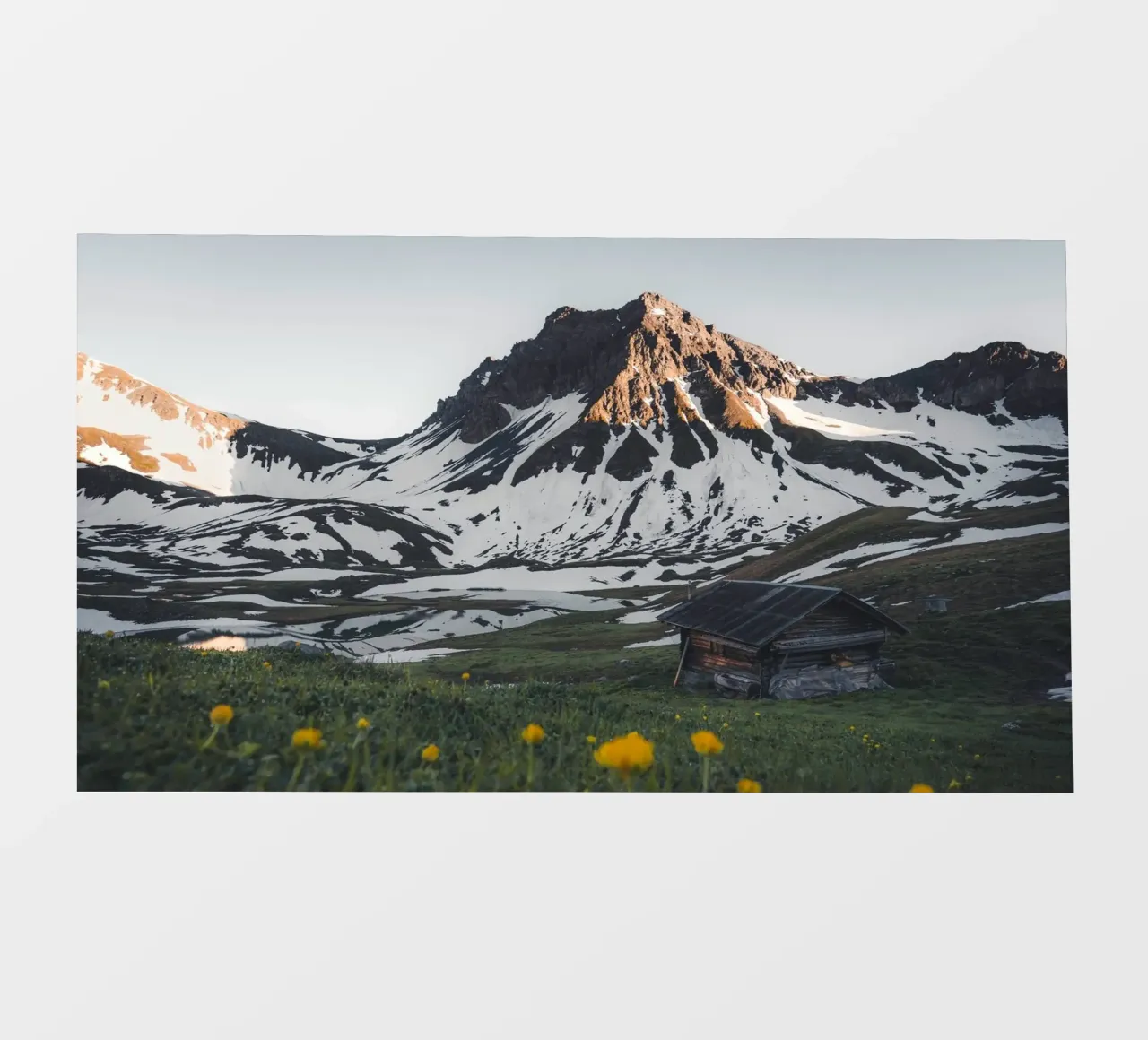 white mountain on field telo in pvc da comura