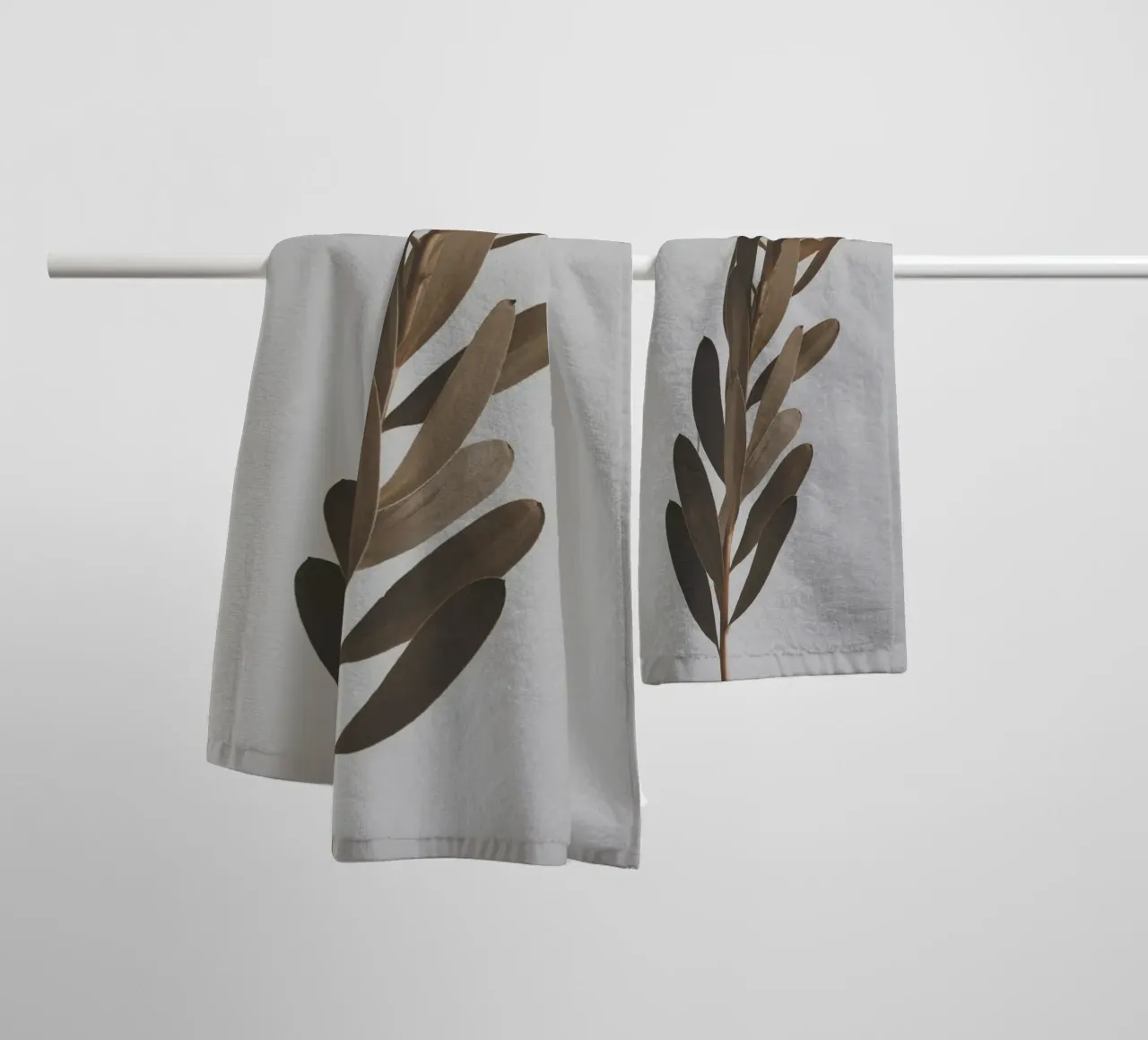 leaf on branch asciugamano da bagno da comura