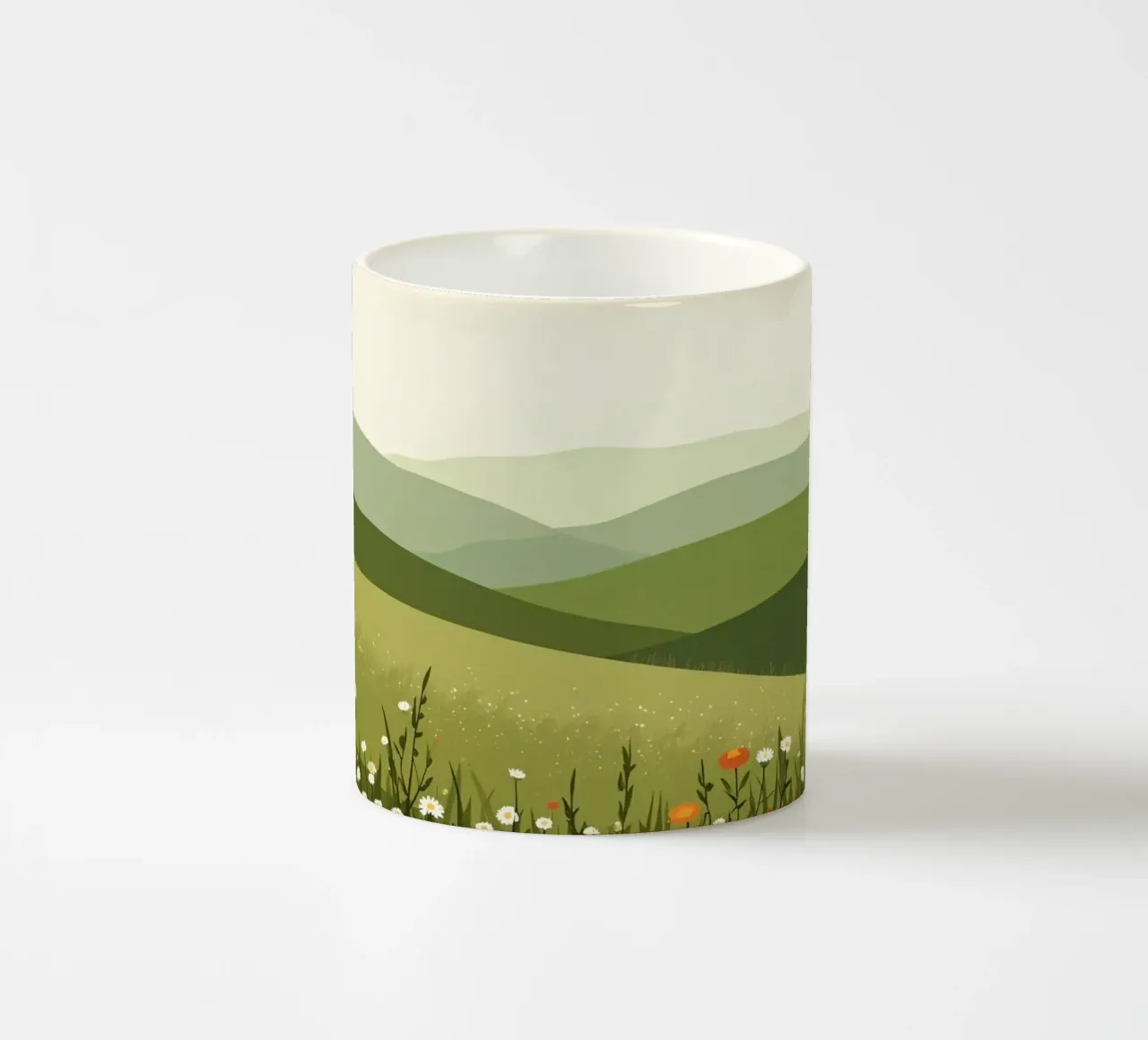 Colline verdi con fiori selvatici tazza in ceramica da DesignDoodle