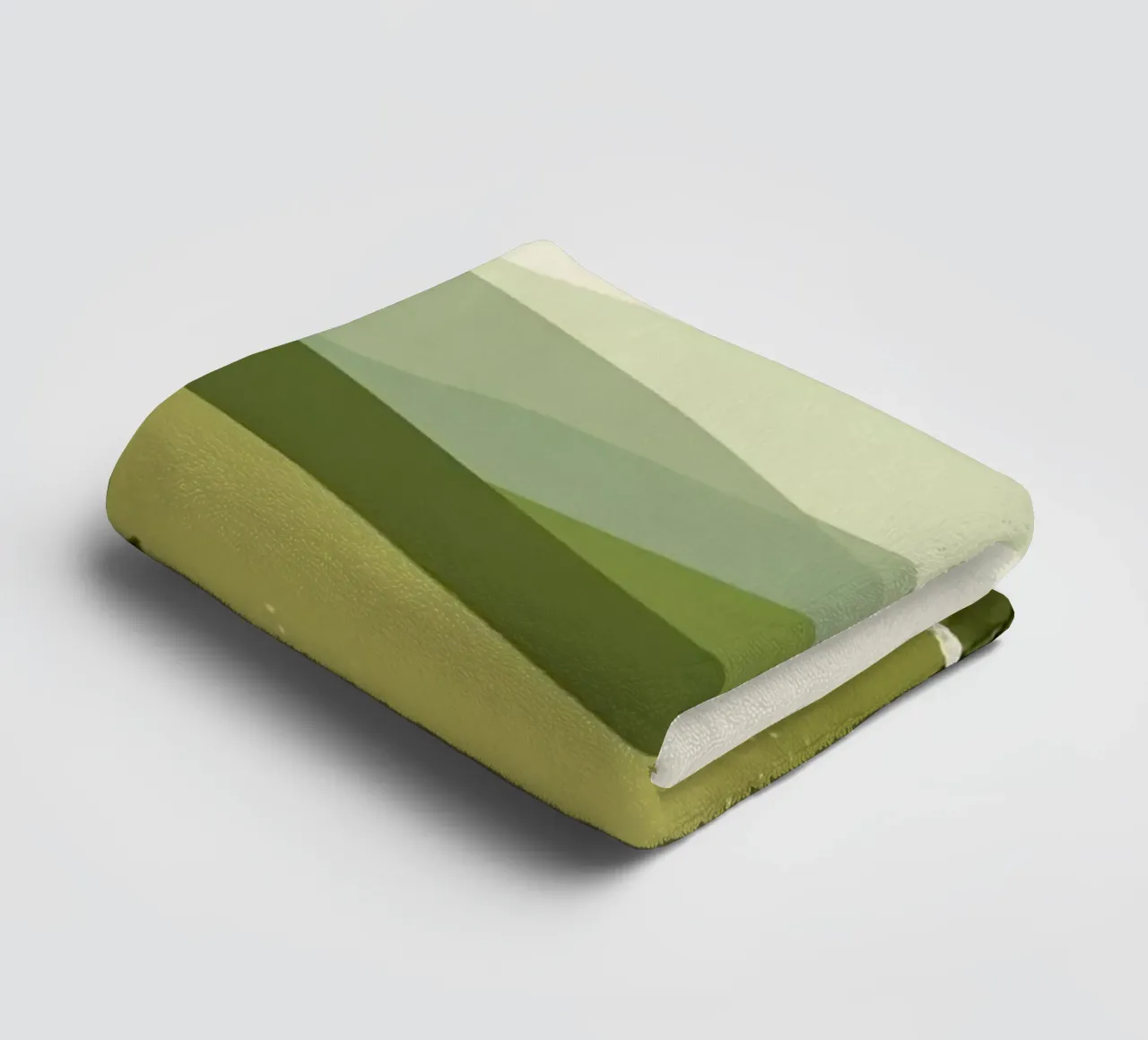 Colline verdi con fiori selvatici asciugamano da bagno da DesignDoodle