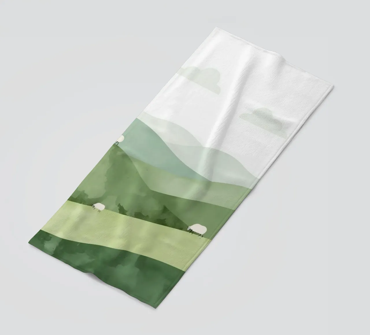 Vivaio carino Colline ondulate con pecore e nuvole telo mare da DesignDoodle