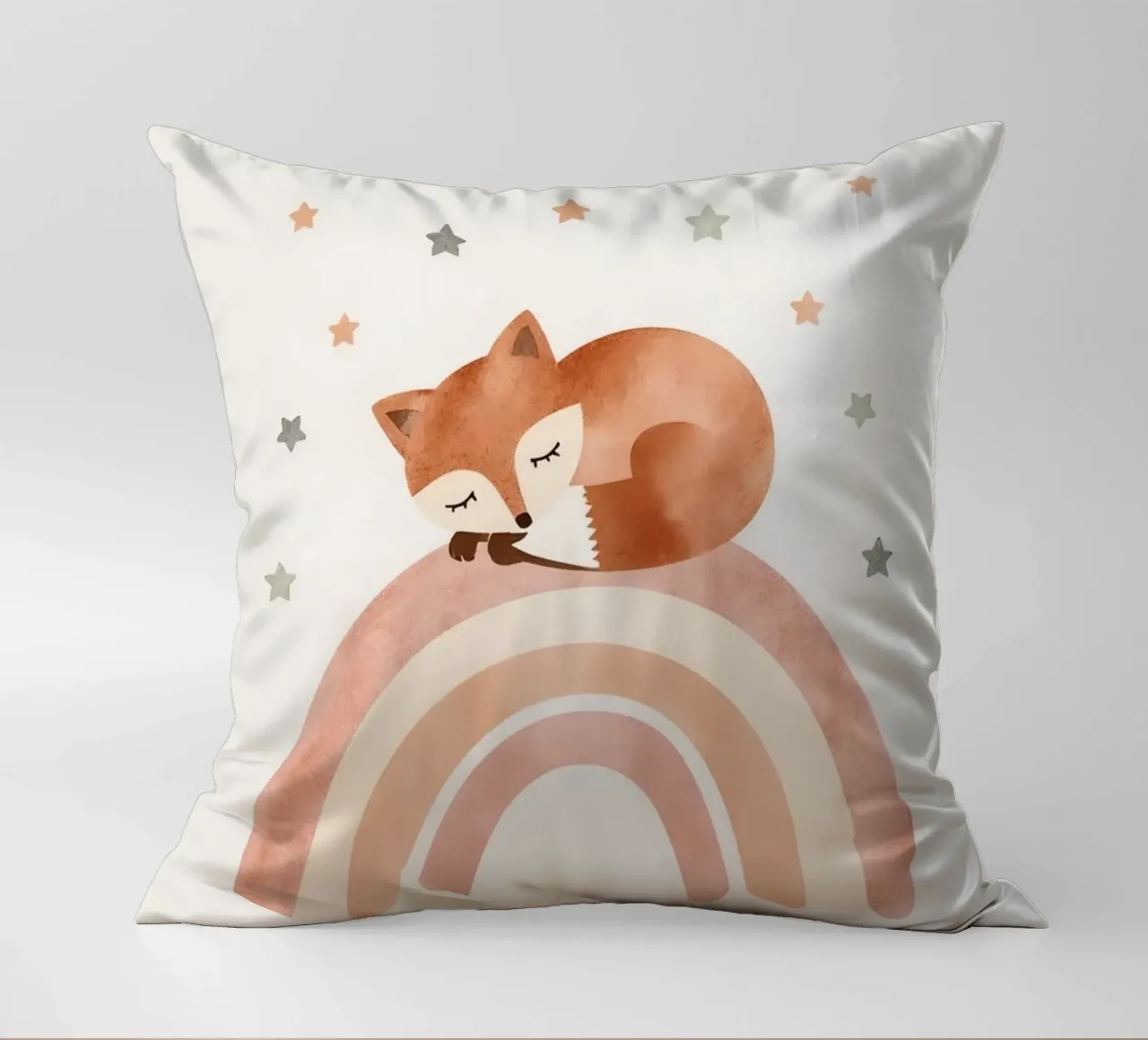 Simpatica volpe addormentata sull'arcobaleno con elementi celestiali cuscino da DesignDoodle