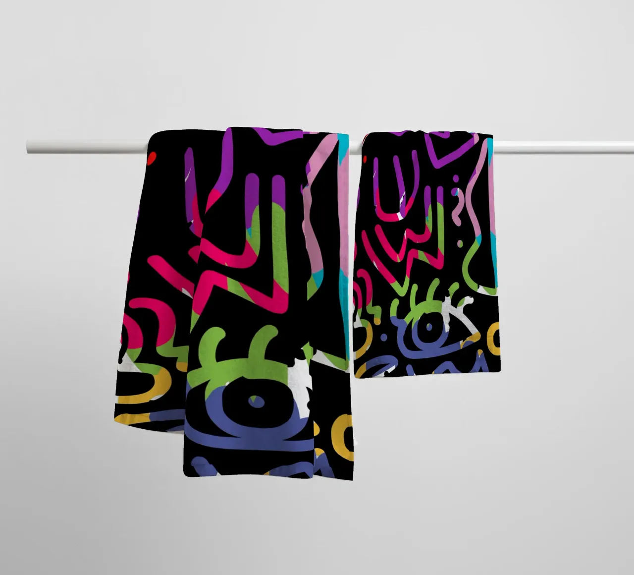 Graffiti scribble 04 asciugamano da bagno da Little Dean