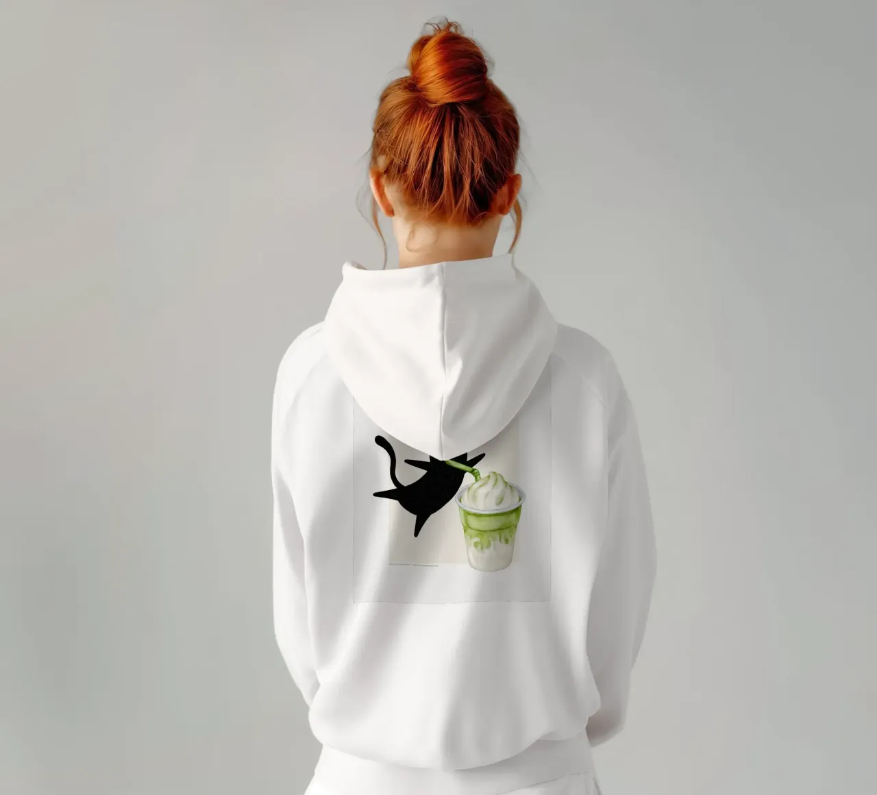 Gatto Matcha felpa con cappuccio da PurePeachStudio