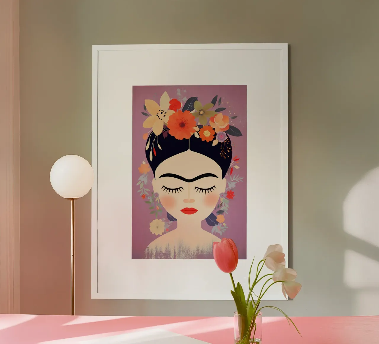 Fleuri Délicatement rose Frida poster avec cadre en bois de Carinaprint