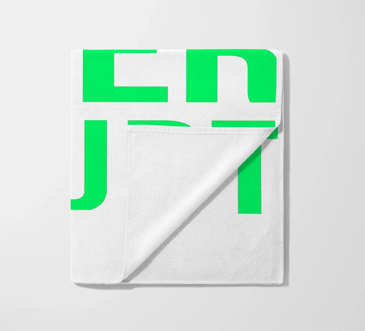 OVER series - bold letters, brave values (5 colors) telo mare da FRICKE DESIGN