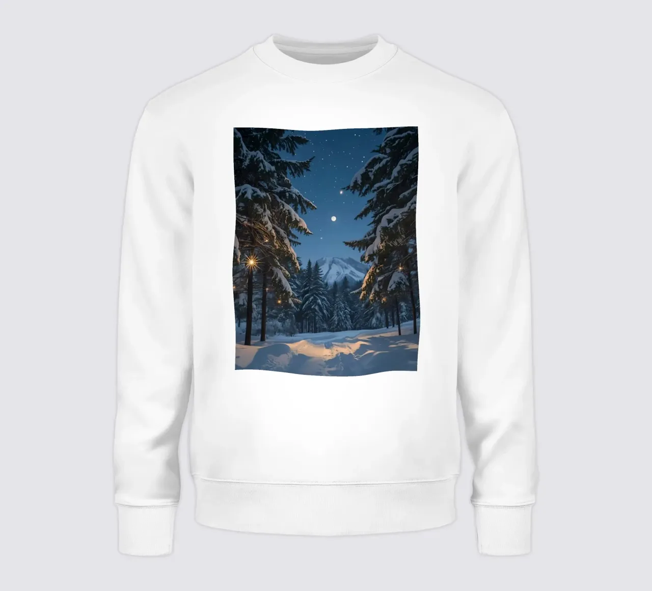 Foresta innevata di notte con luci stellari felpa da DesignDoodle