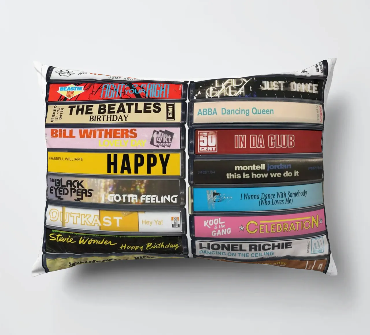 Stampa musicale di compleanno cuscino da MrMustardPrints