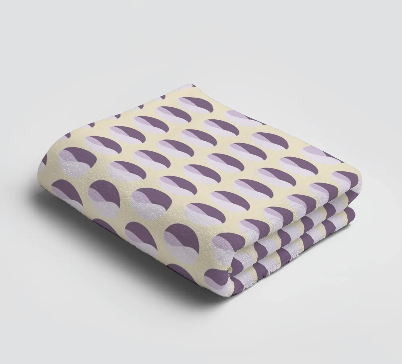 Wavy Dots Pattern #1 badhanddoek van kathrinmay