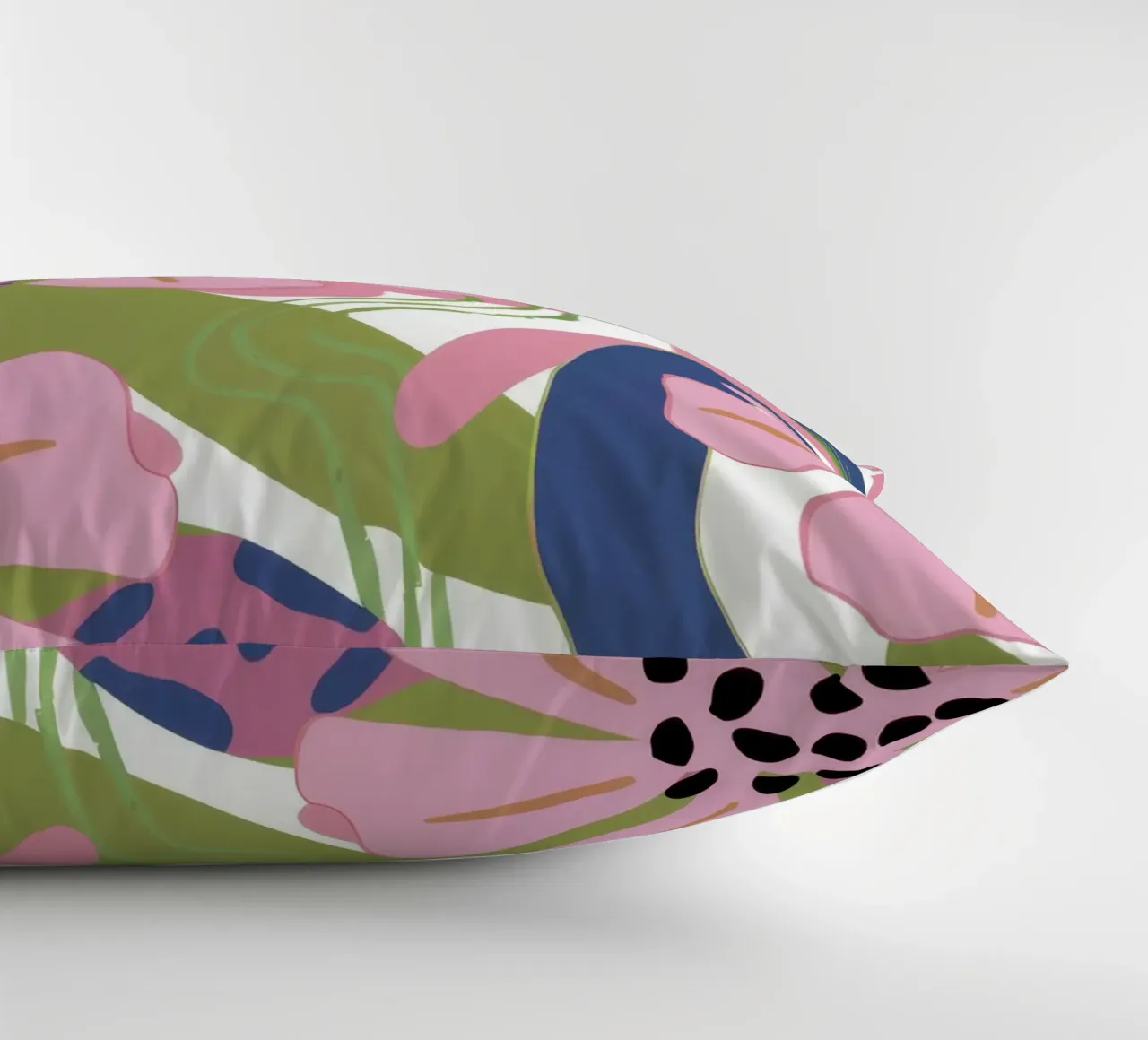 Pink Poppy Pattern cuscino da Kala Martir