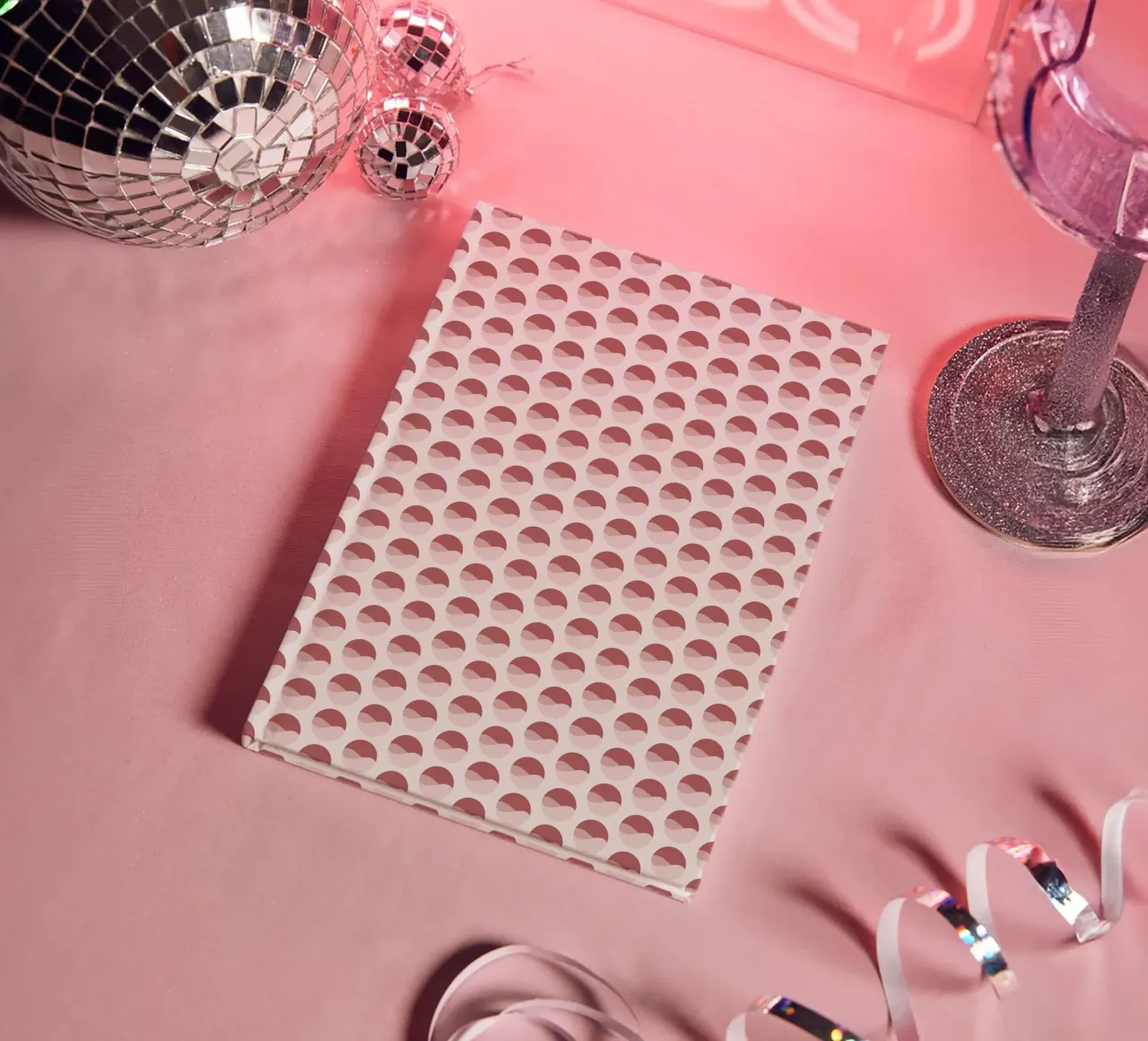 Wavy Dots Pattern #2 diario da kathrinmay
