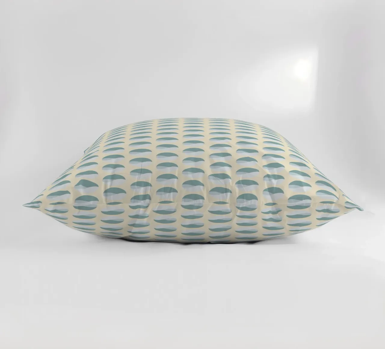 Wavy Dots Pattern #3 cuscino da kathrinmay