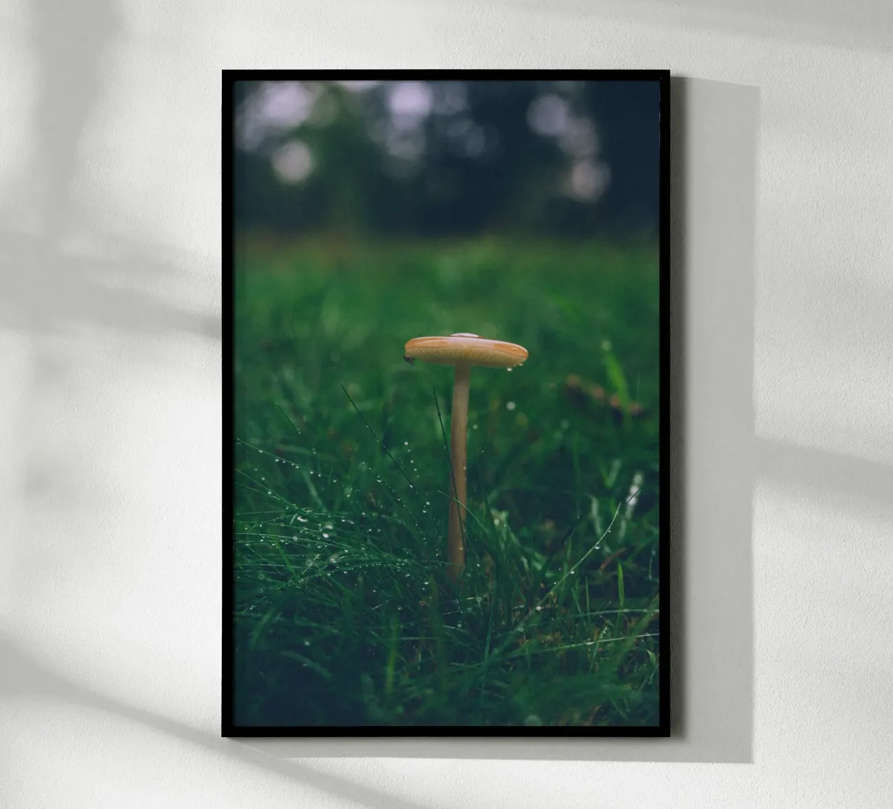 Funghi in autunno | Stile forchetta | Colori scuri e lunatici carta hahnemühle da Bold and Retro