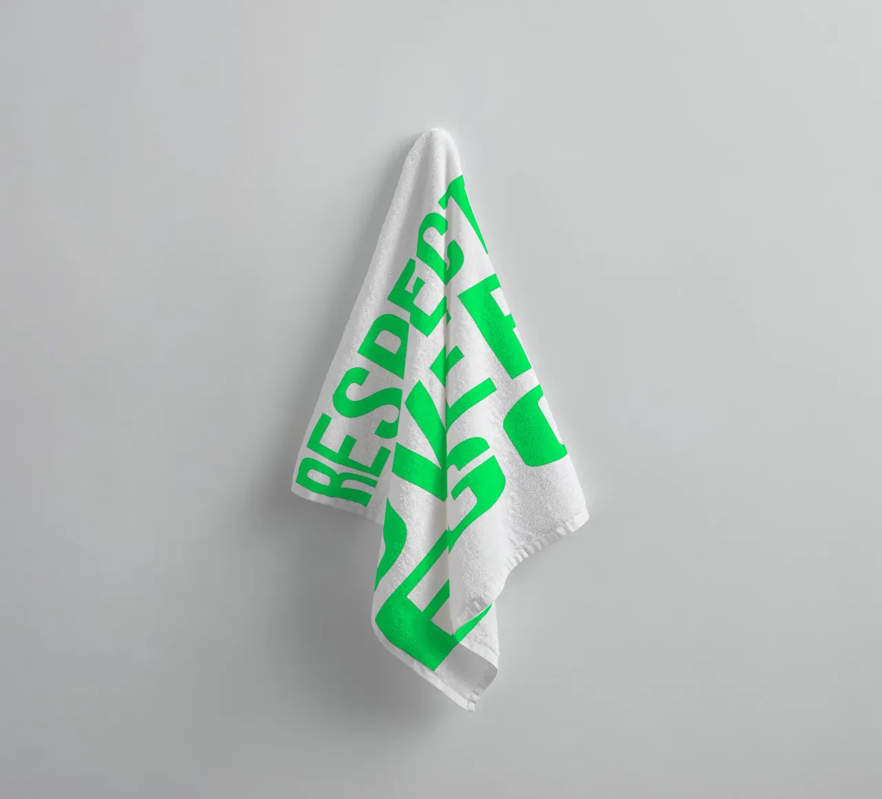 OVER Series- bold letters, brave values (5 colors) asciugamano da bagno da OVER SERIES