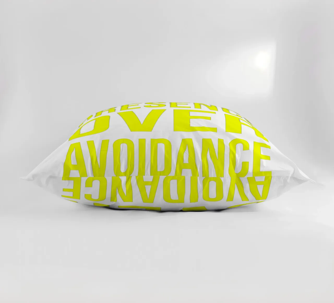 OVER Series- bold letters, brave values (5 colors) cuscino da OVER SERIES